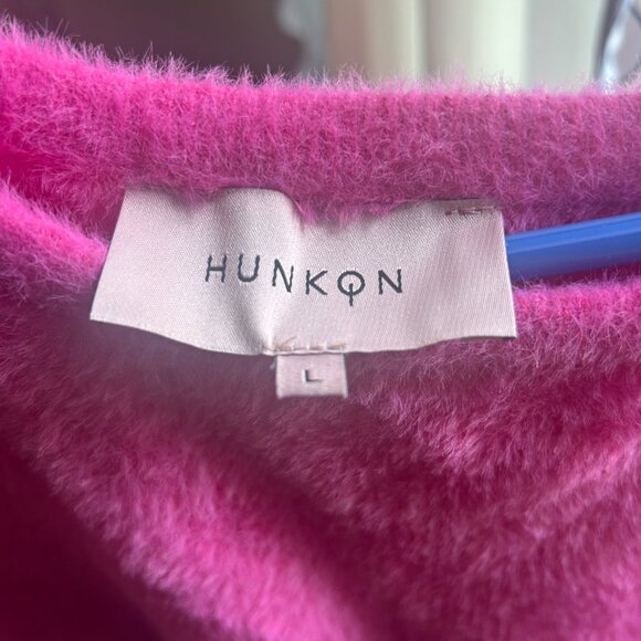 Hunkon Pink Fuzzy Vest - Picture 5 of 5